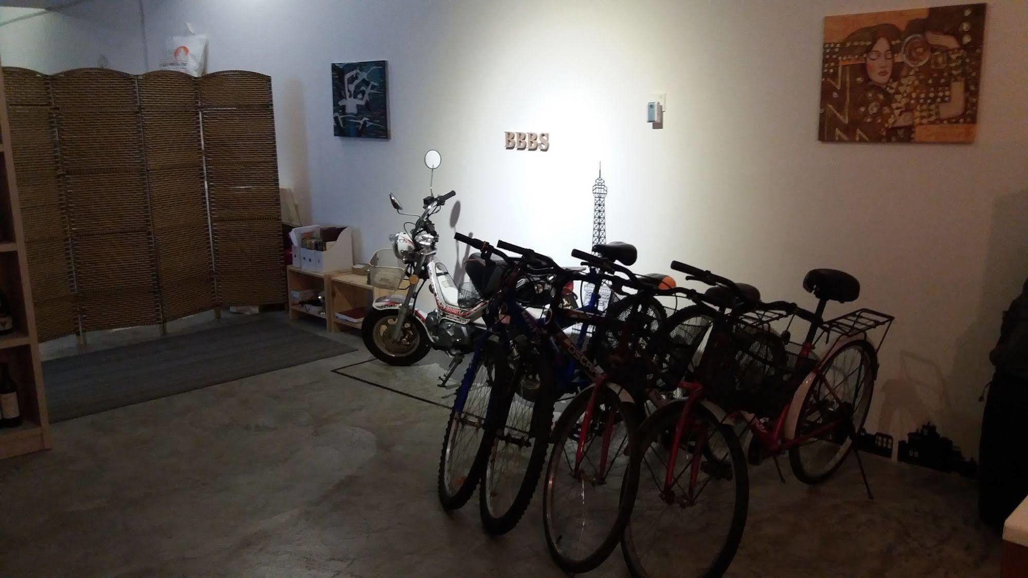 Bed & Bike Backpackers Studio Ипох Экстерьер фото