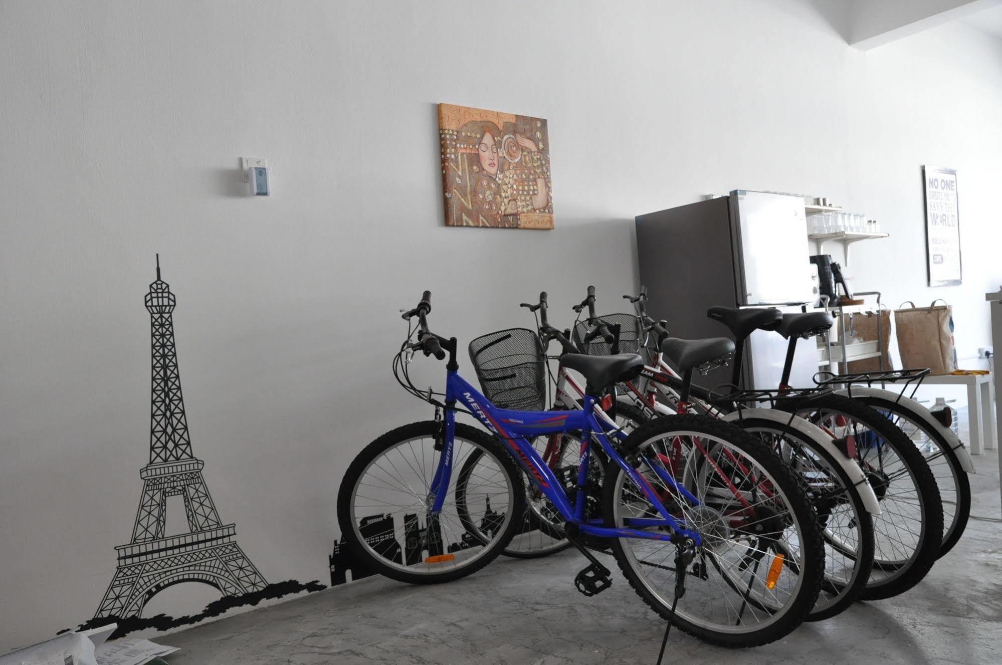 Bed & Bike Backpackers Studio Ипох Экстерьер фото